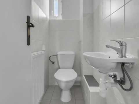 Samostatné WC